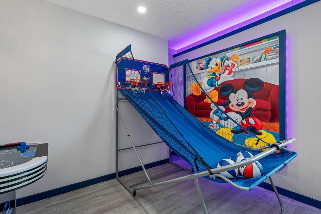 13 Mins From Disney Arcade, Private Pool, & Themed Rooms Orlando Zewnętrze zdjęcie